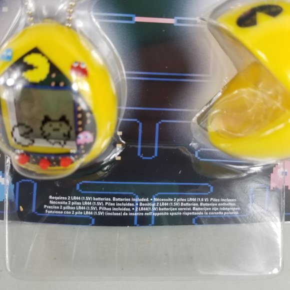 Pac Man Deluxe Tamagotchi Yellow Case BANDAI - Picture 2 of 7